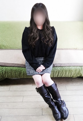 あきな